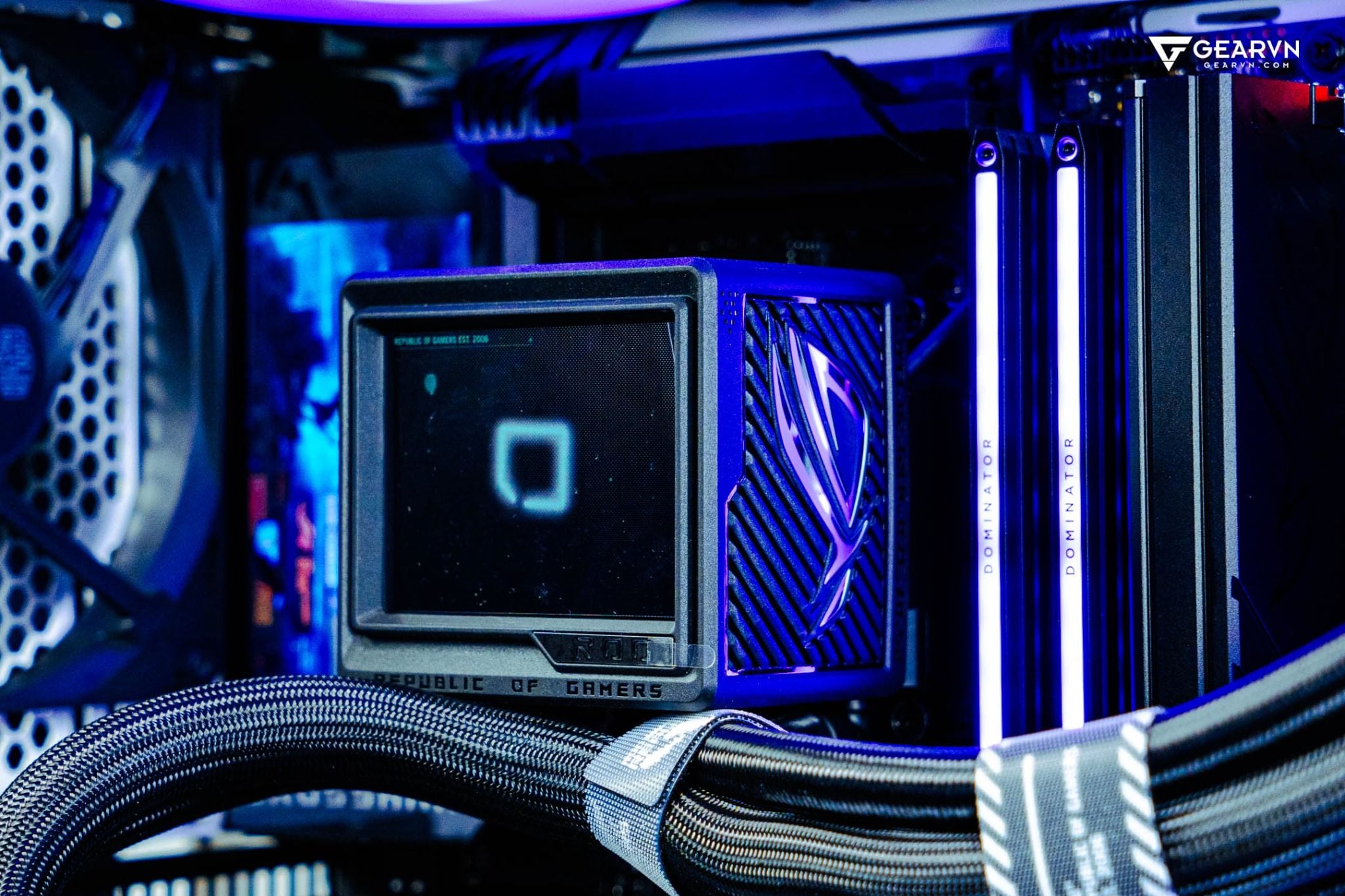 PC Progear CUSTOM 0001 Ryzen 9 9950X3D - RTX 5090