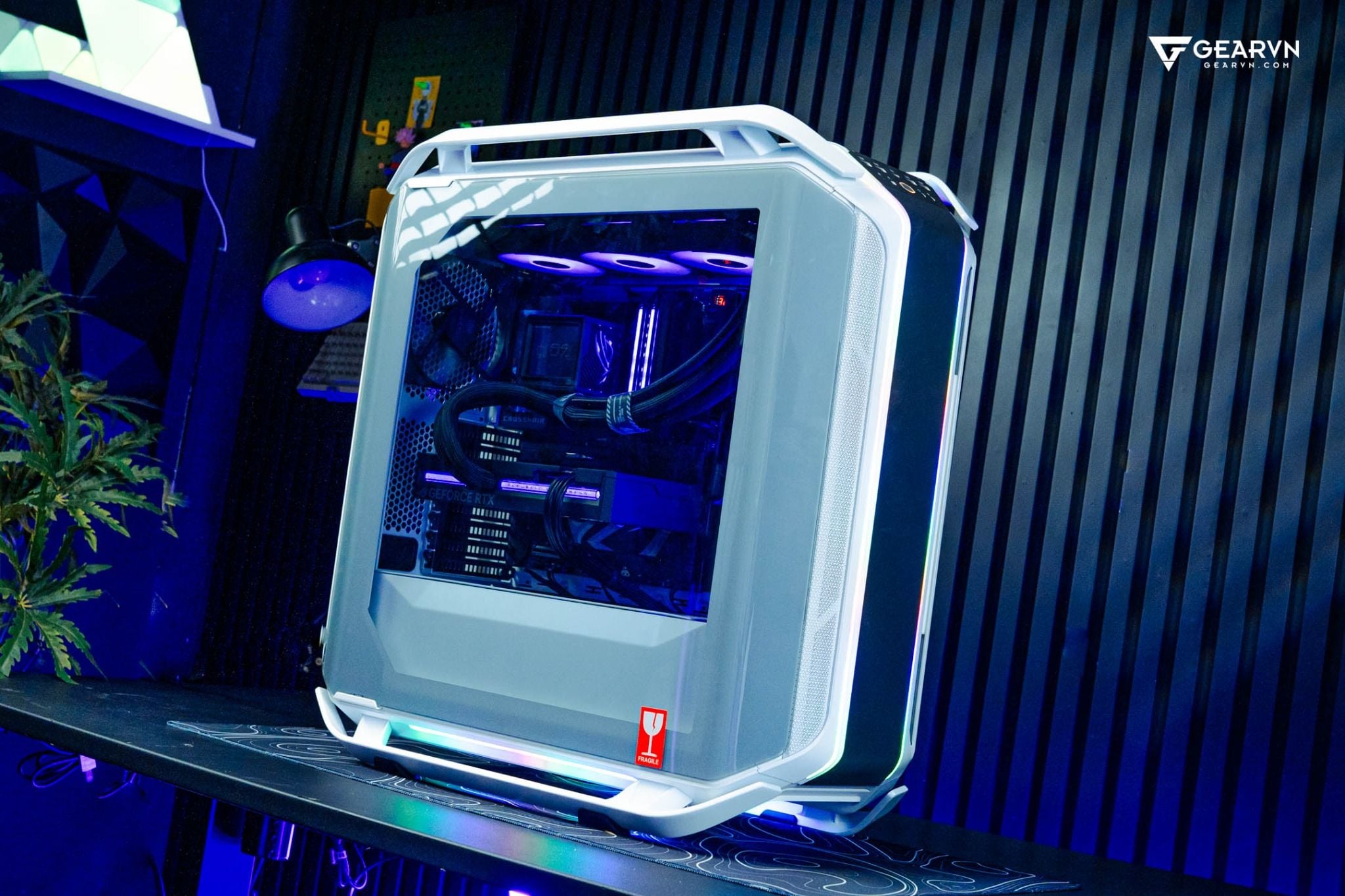 PC Progear CUSTOM 0001 Ryzen 9 9950X3D - RTX 5090
