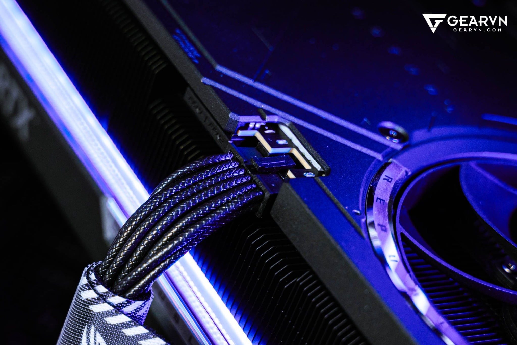 PC ProGear x ASUS Extreme (AMD Ryzen 9 9950X3D/VGA RTX 5090)