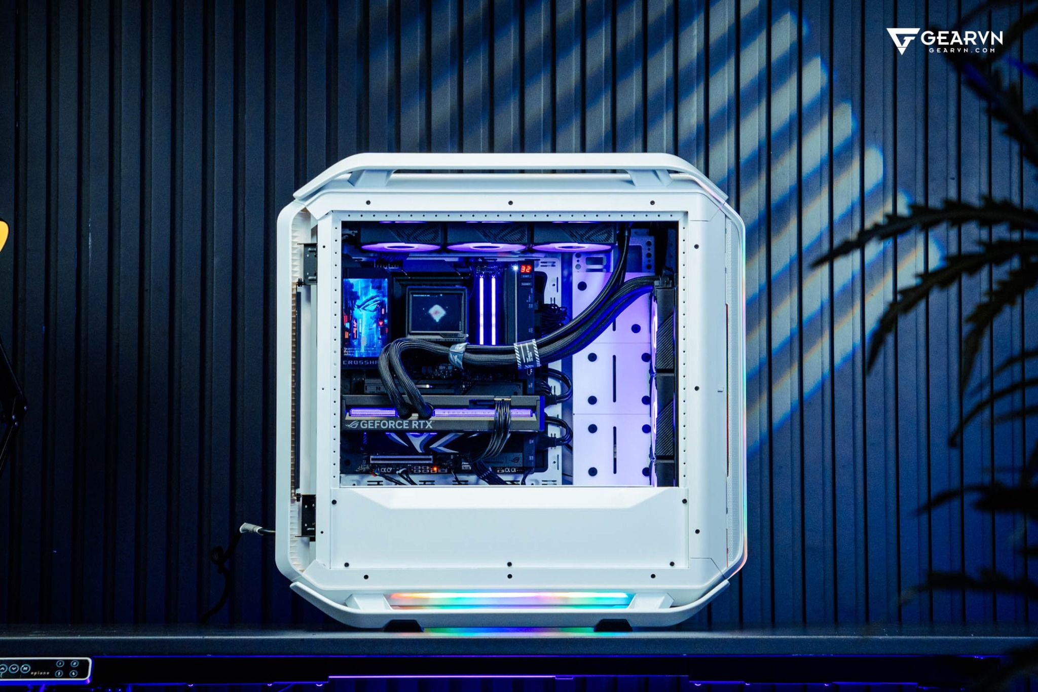 PC Progear CUSTOM 0001 Ryzen 9 9950X3D - RTX 5090