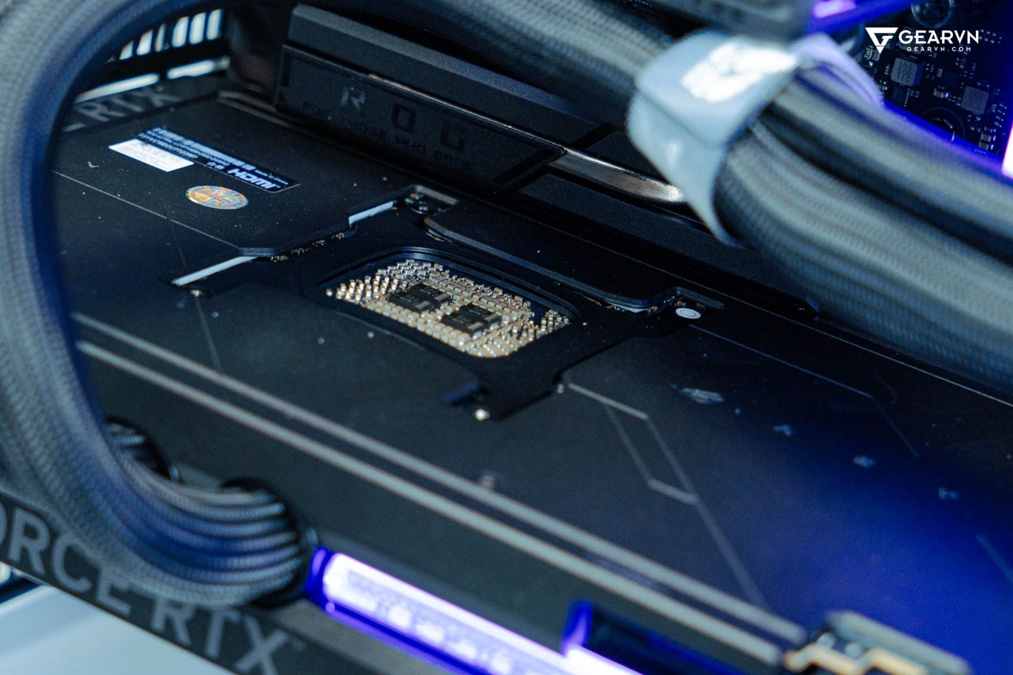 PC Progear CUSTOM 0001 Ryzen 9 9950X3D - RTX 5090