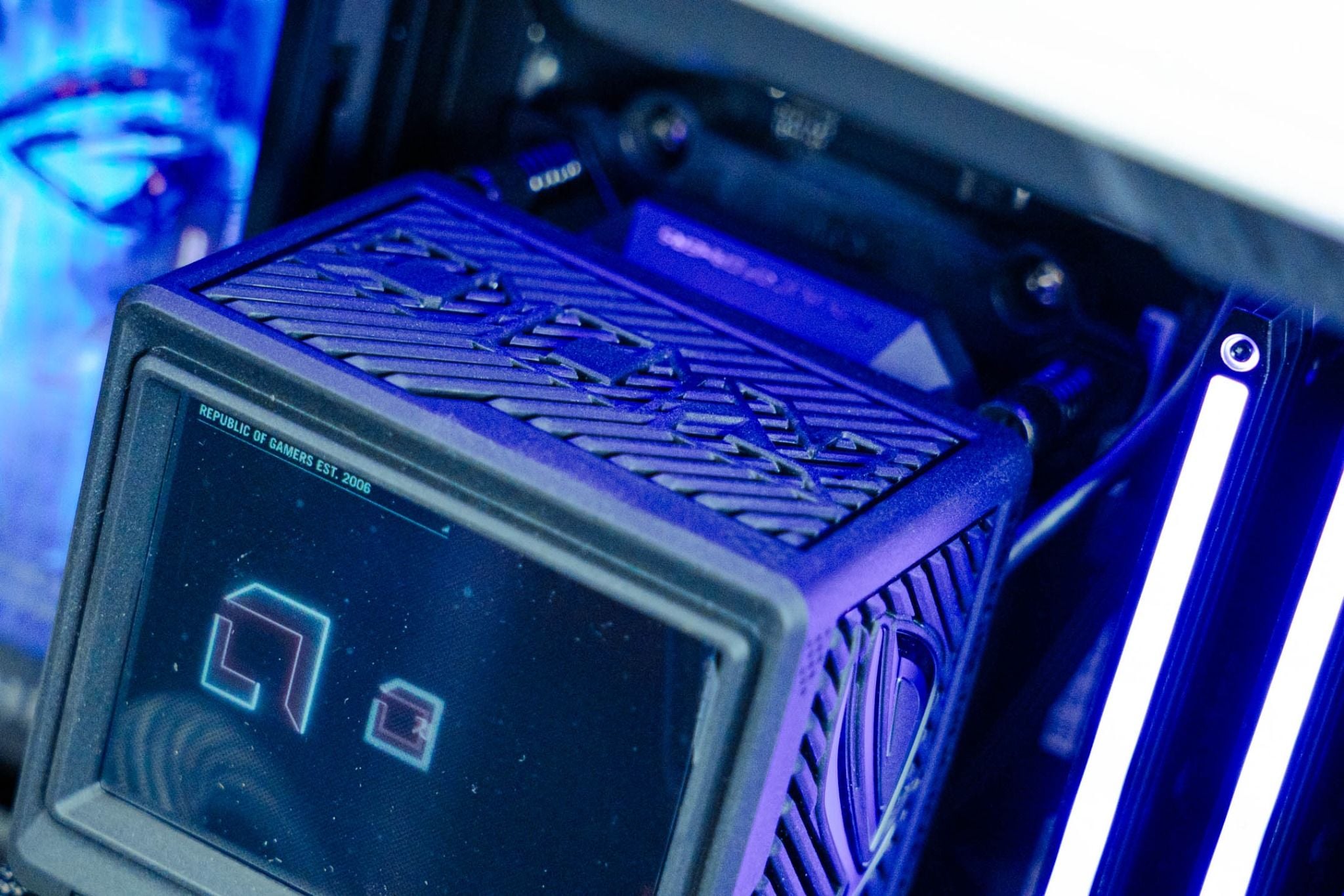 PC Progear CUSTOM 0001 Ryzen 9 9950X3D - RTX 5090