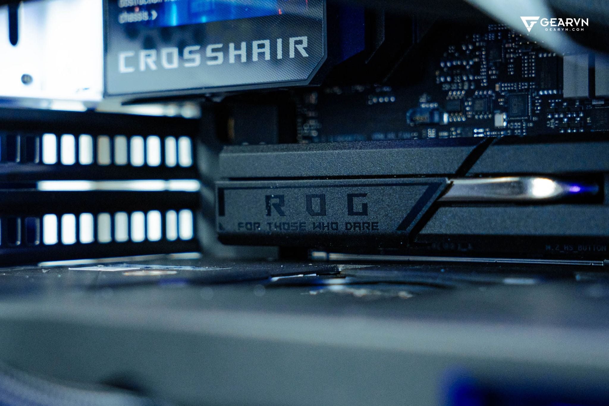 PC Progear CUSTOM 0001 Ryzen 9 9950X3D - RTX 5090