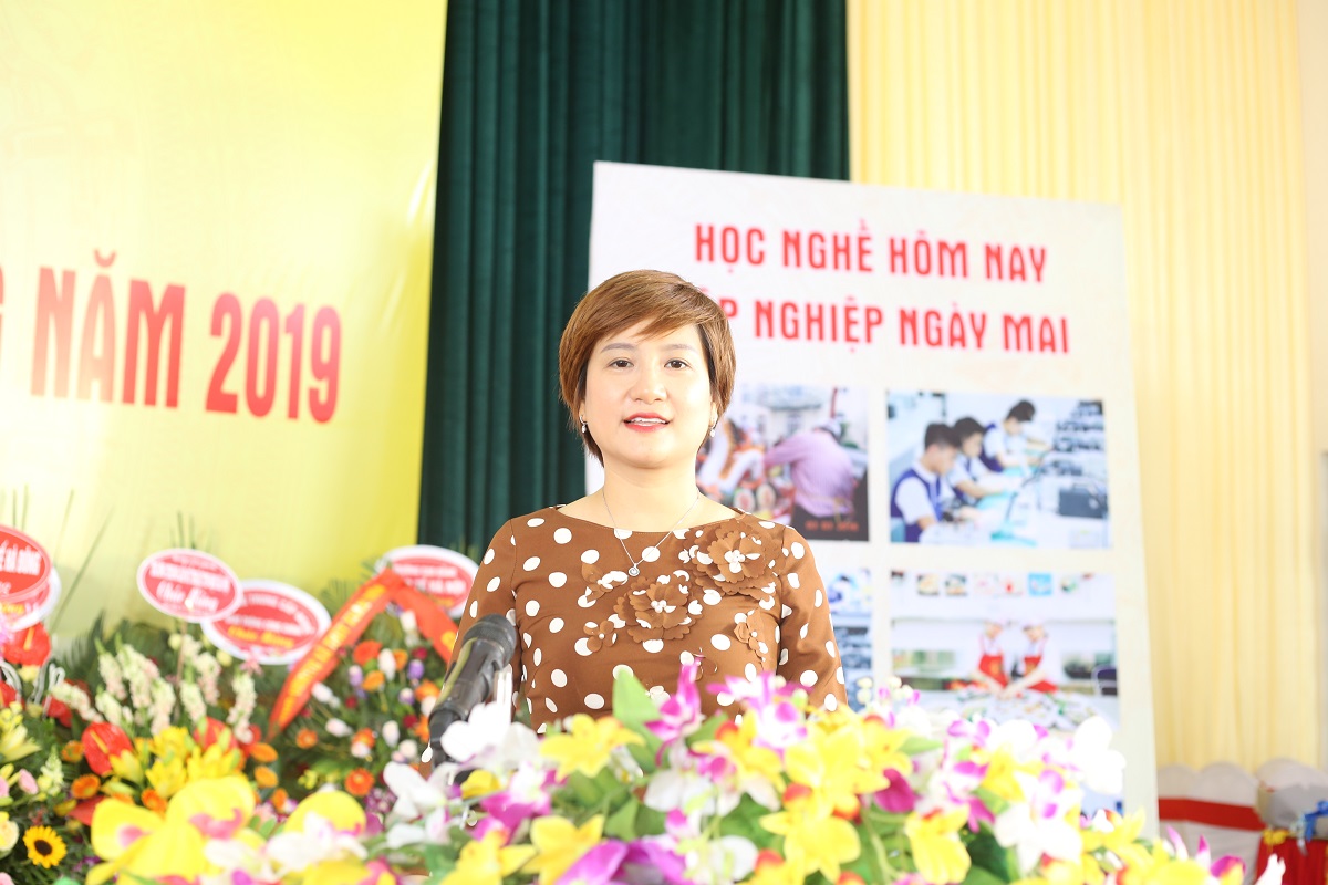 Thương hiệu mỹ phẩm Edally thu hút quan tâm tại Hội nghị gắn kết giáo dục nghề nghiệp 2019 - 3