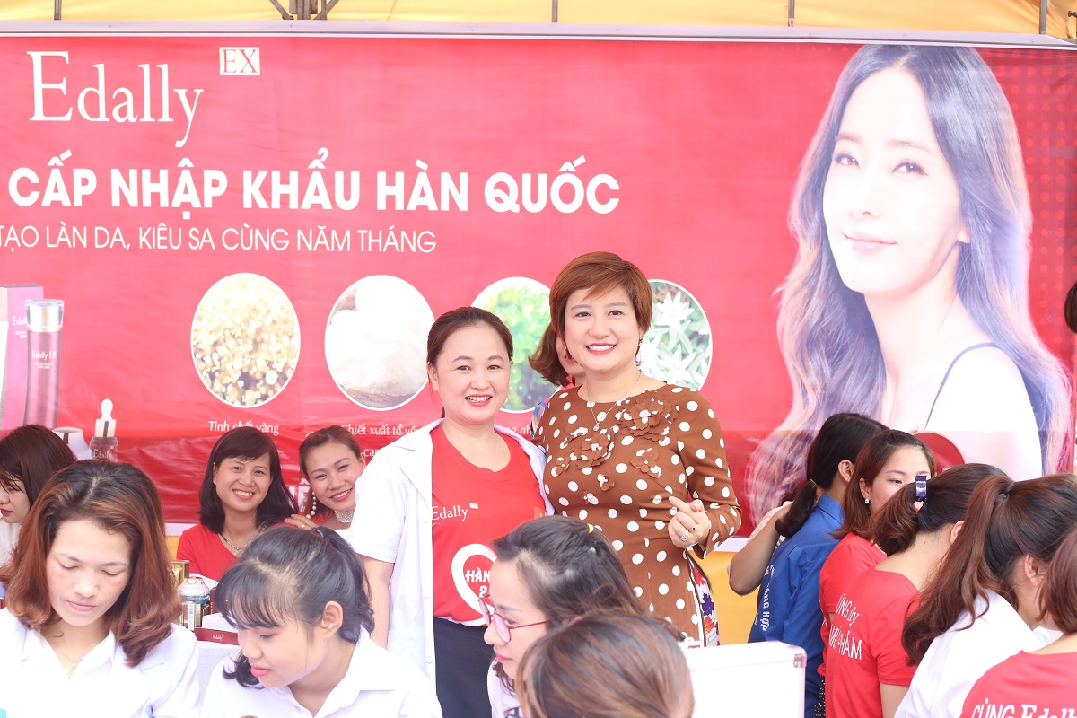 Thương hiệu mỹ phẩm Edally thu hút quan tâm tại Hội nghị gắn kết giáo dục nghề nghiệp 2019 - 7