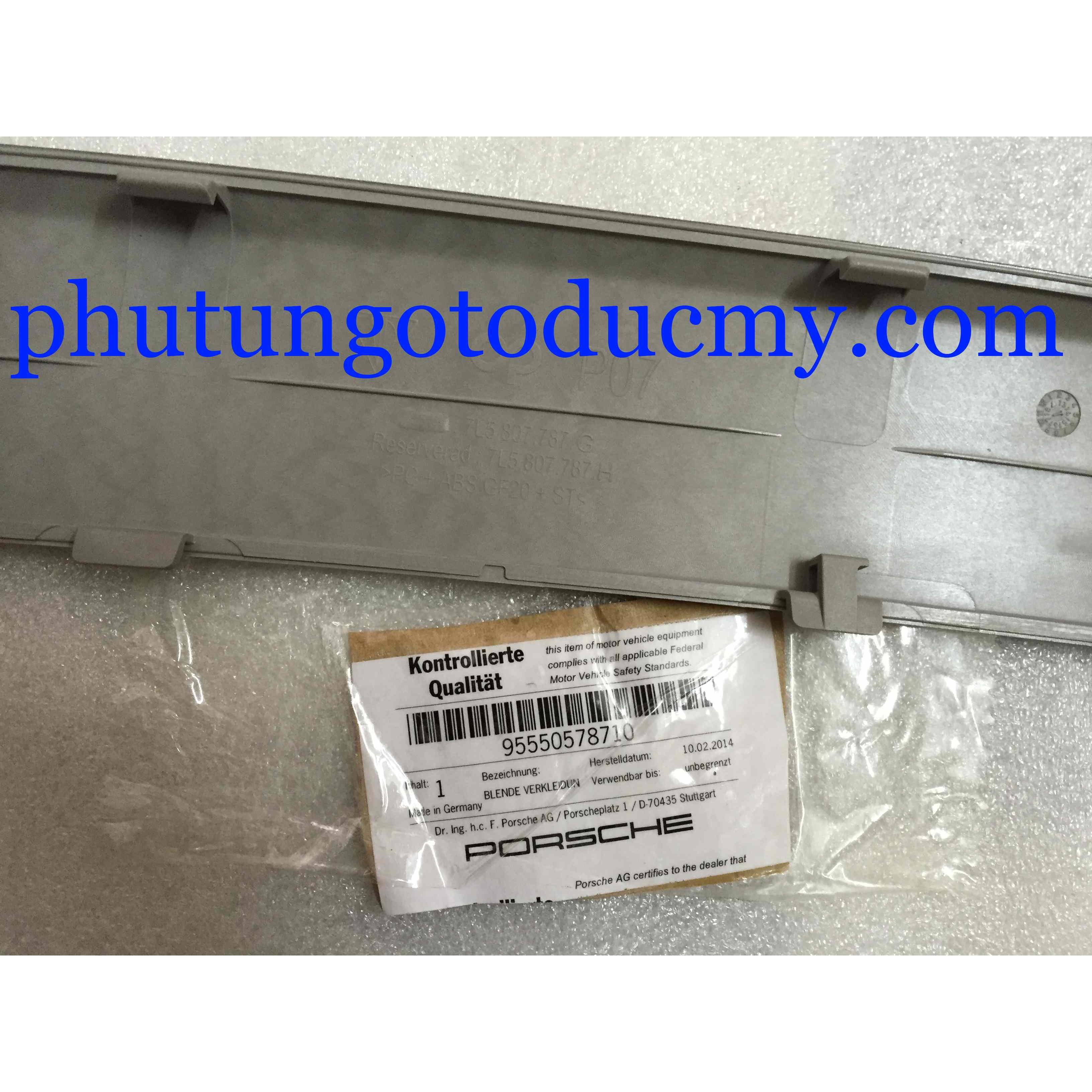Ốp khoang hành lý PORSCHE CAYENNE -95550578710 3