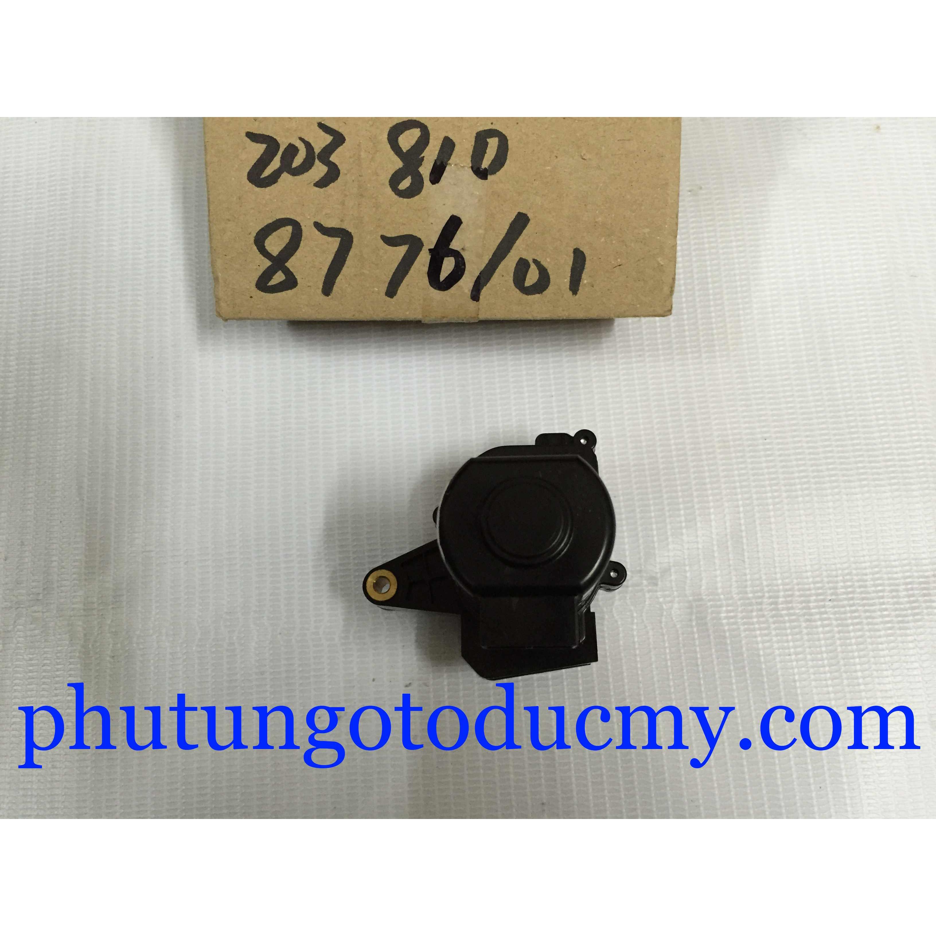 Mô tơ gập gương Mercedes C180, C200, C240, C280 W203- A2038108776