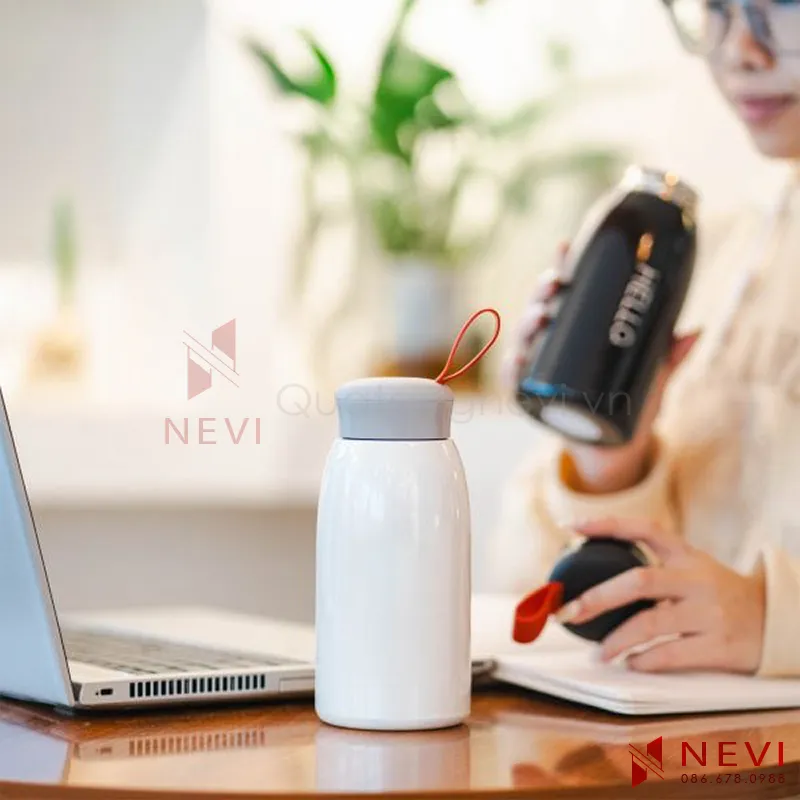 Nevi cung cấp bình giữ nhiệt inox 304 dung tích 520ml thiết kế tiện lợi mang theo hàng ngày