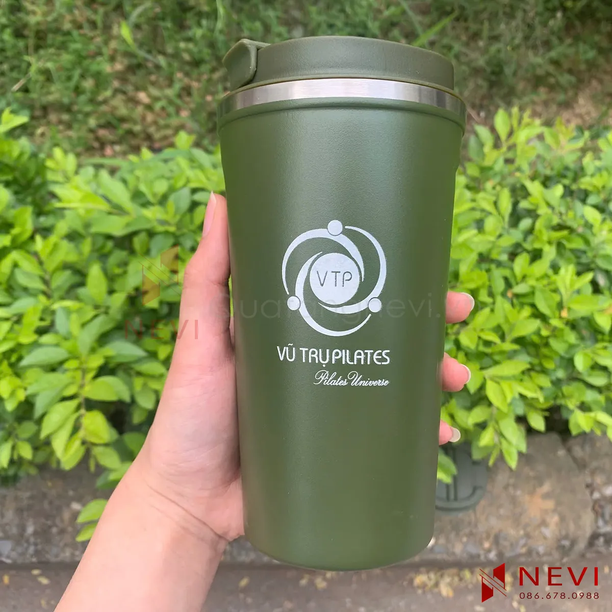 cốc giữ nhiệt khắc logo theo yêu cầu