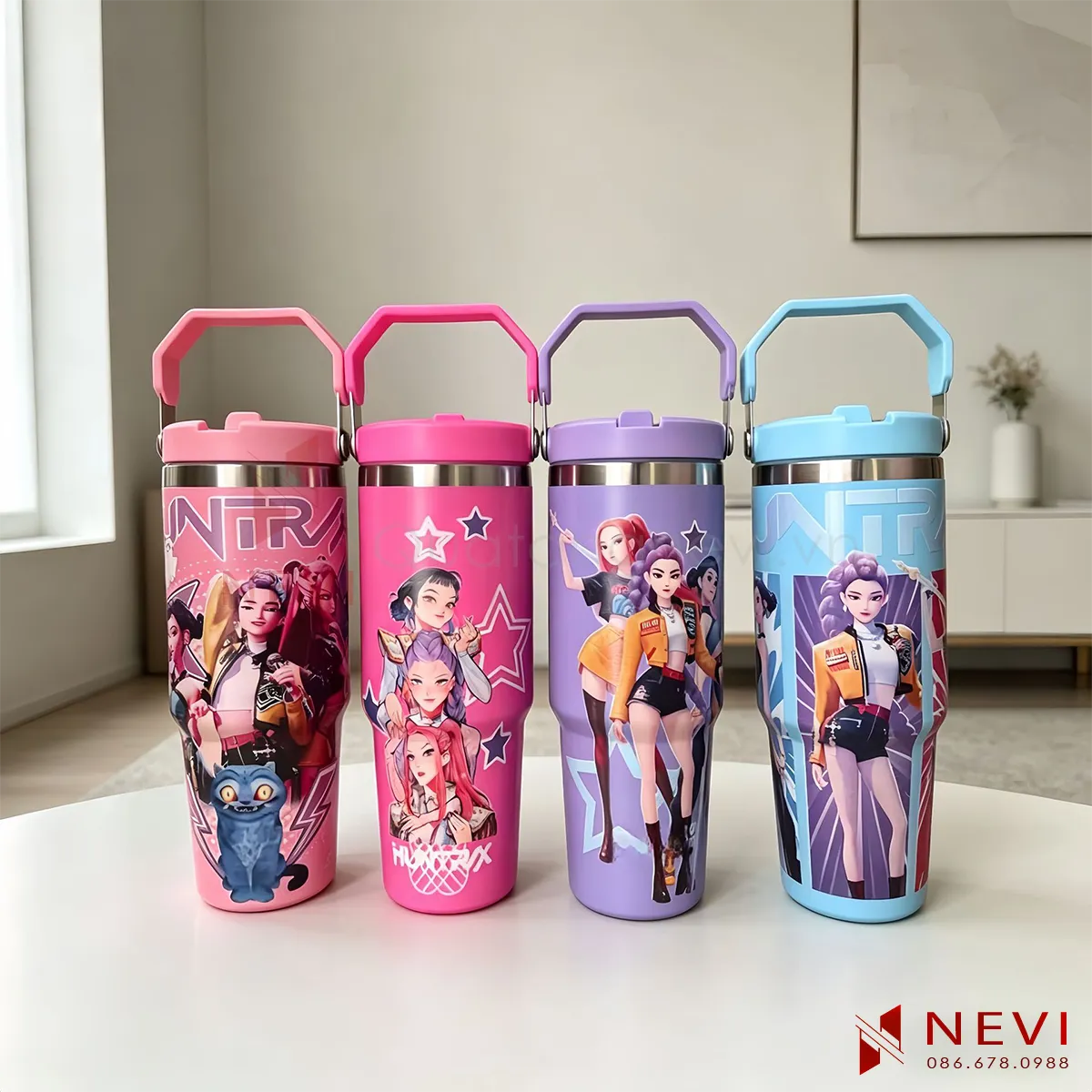 cốc giữ nhiệt có quai xách in UV quanh bình tại quà tặng nevi