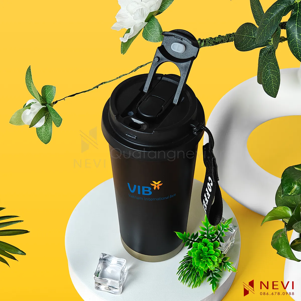 bình giữ nhiệt 500ml màu đen có vòi uống trực tiếp trên nắp dạng lẫy bật