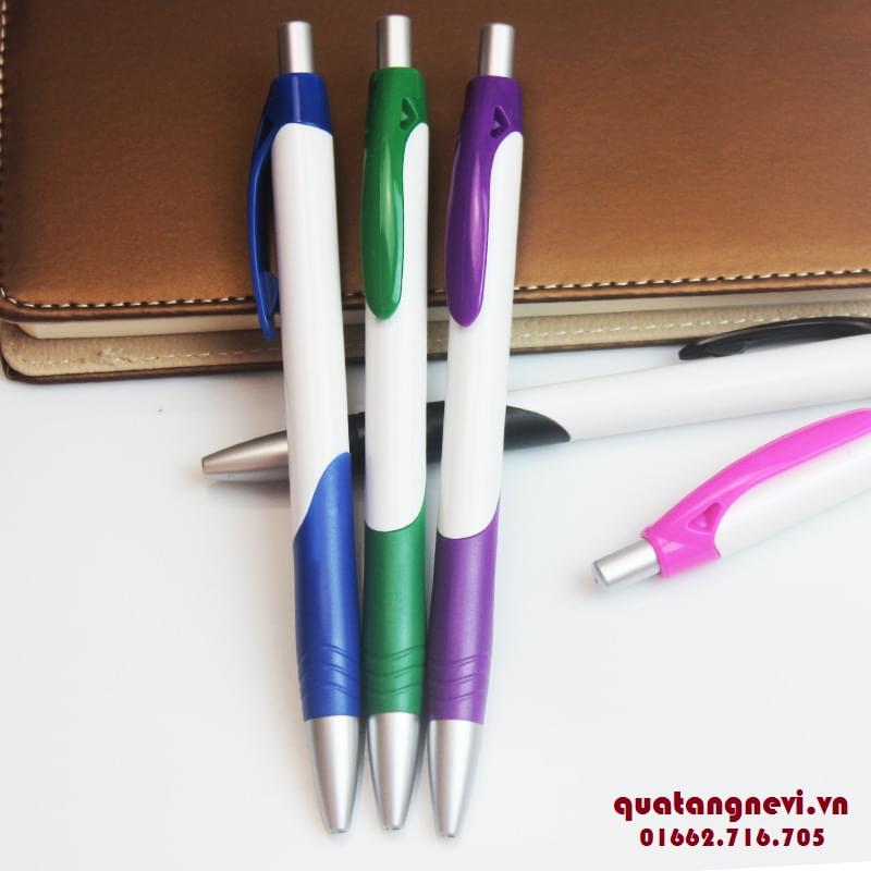 Bút bi khuyến mại 12