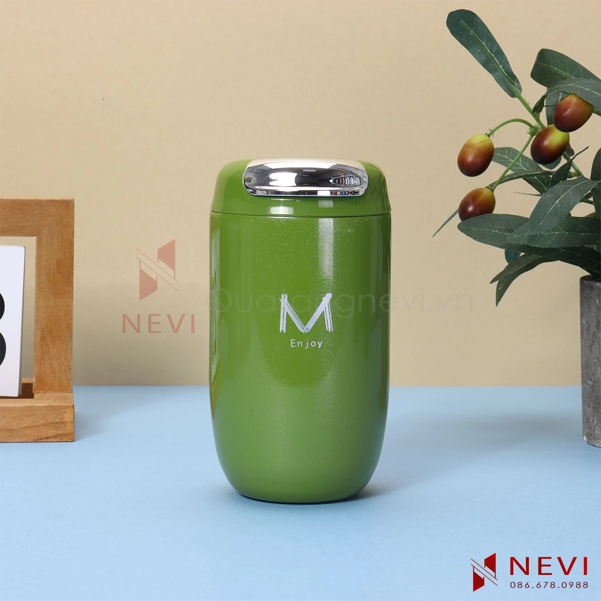 ly giữ nhiệt in logo tại quà tặng nevi