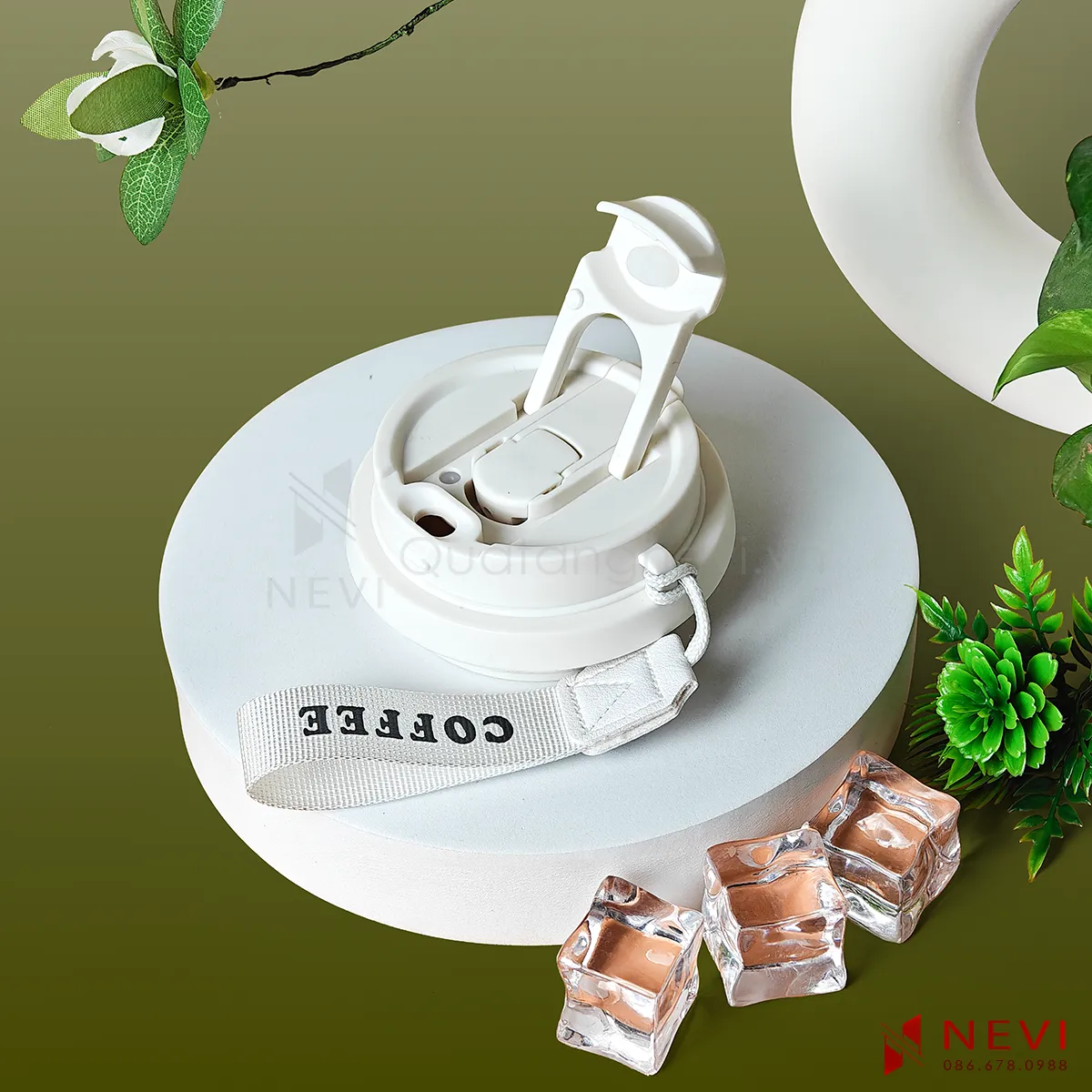 nắp bình giữ nhiệt inox 316 có ưu điểm vòi uống dạng nấc bật