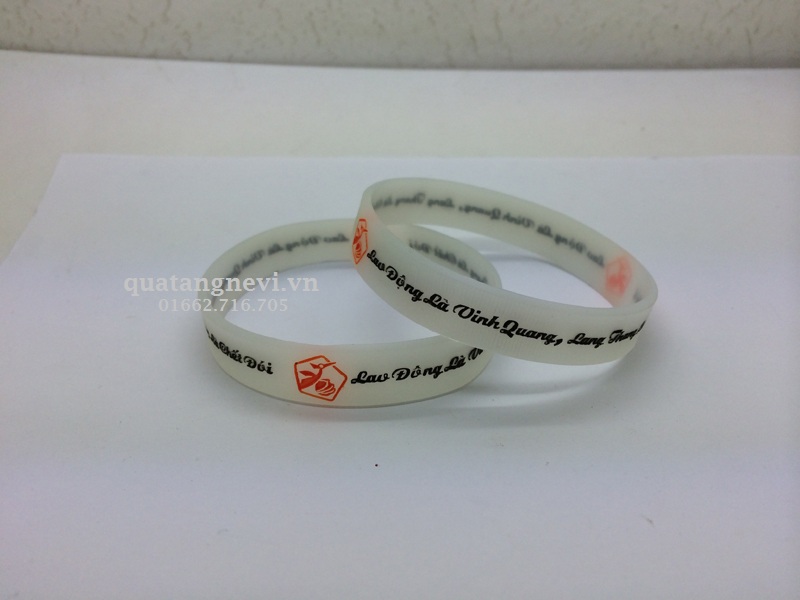Vòng tay cao su phát quang 3