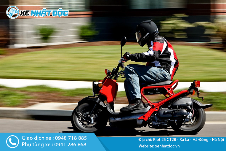 Zoom cận cảnh xe máy Honda Zoomer 50cc