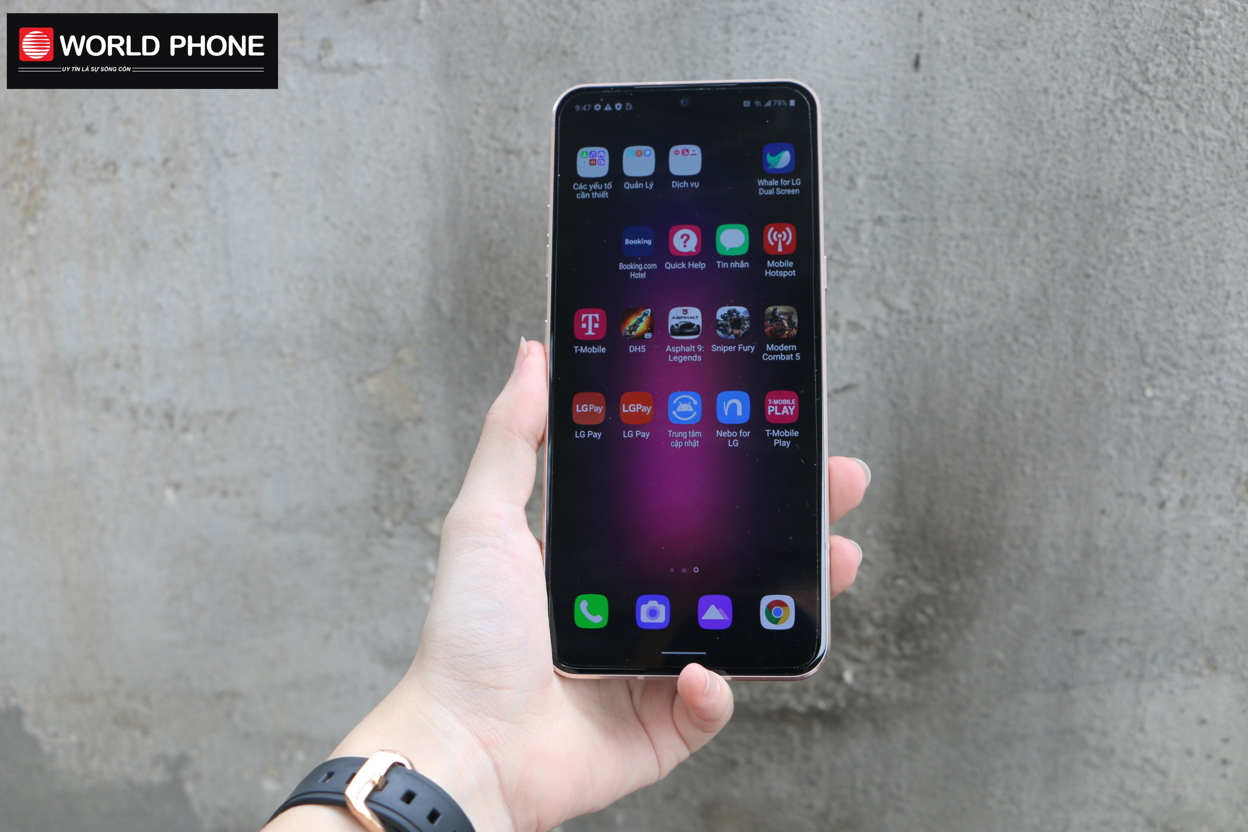 LG V60 ThinQ có thiết kế khổng lồ với màn hình tràn viền cực đã mắt