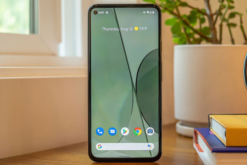 Trong Top 3 điện thoại tốt nhất dưới 500$ thì Google Pixel 5A 5G chắc chắn là một sự lựa chọn an toàn.