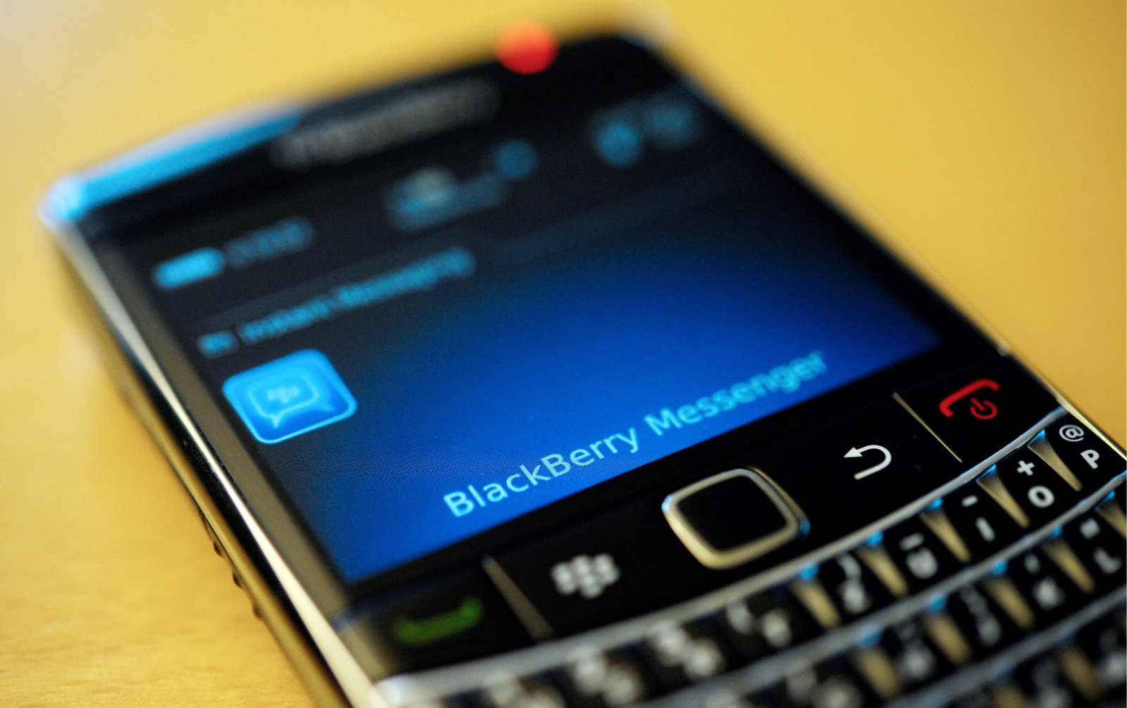 BBM với độ bảo mật cao, tiết kiệm chi phí SMS và dễ dàng kết nối giữa các BBers