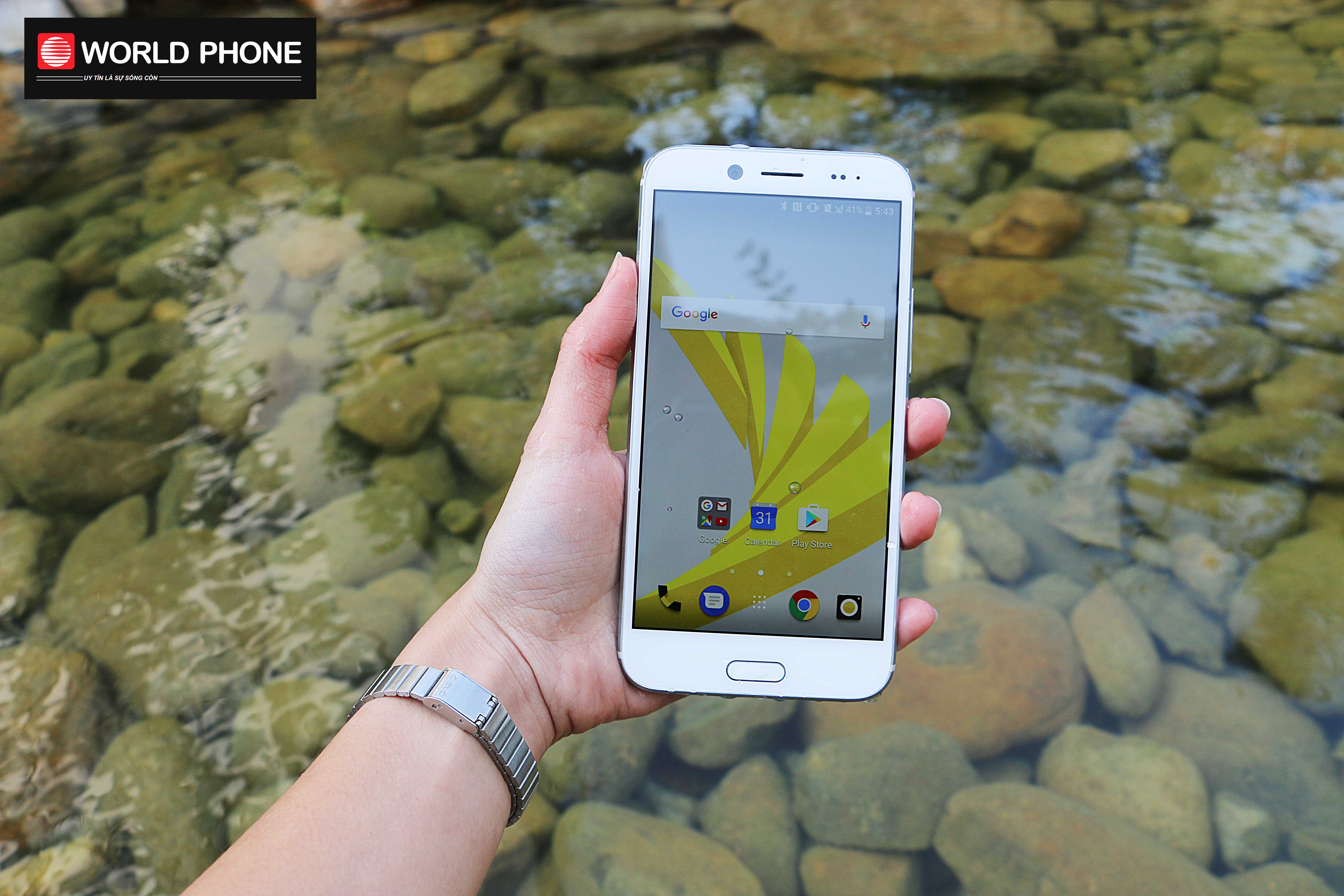 Màn hình HTC 10 evo