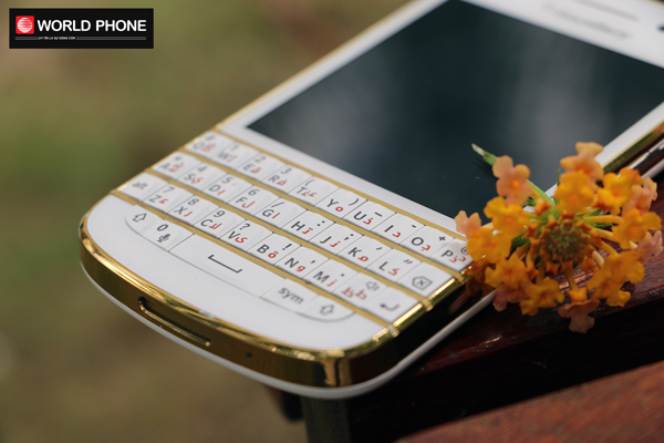 Điện thoại BlackBerry Q10 bản độ Gold