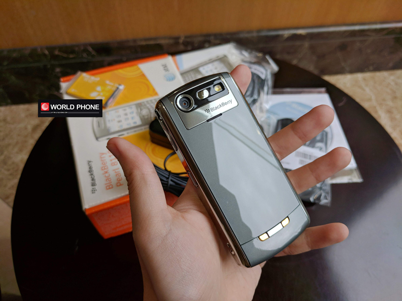 Cấu hình của 8110 không được đánh giá cao, bù lại nó có sự bền bỉ và khả năng đàm thoại xuất sắc