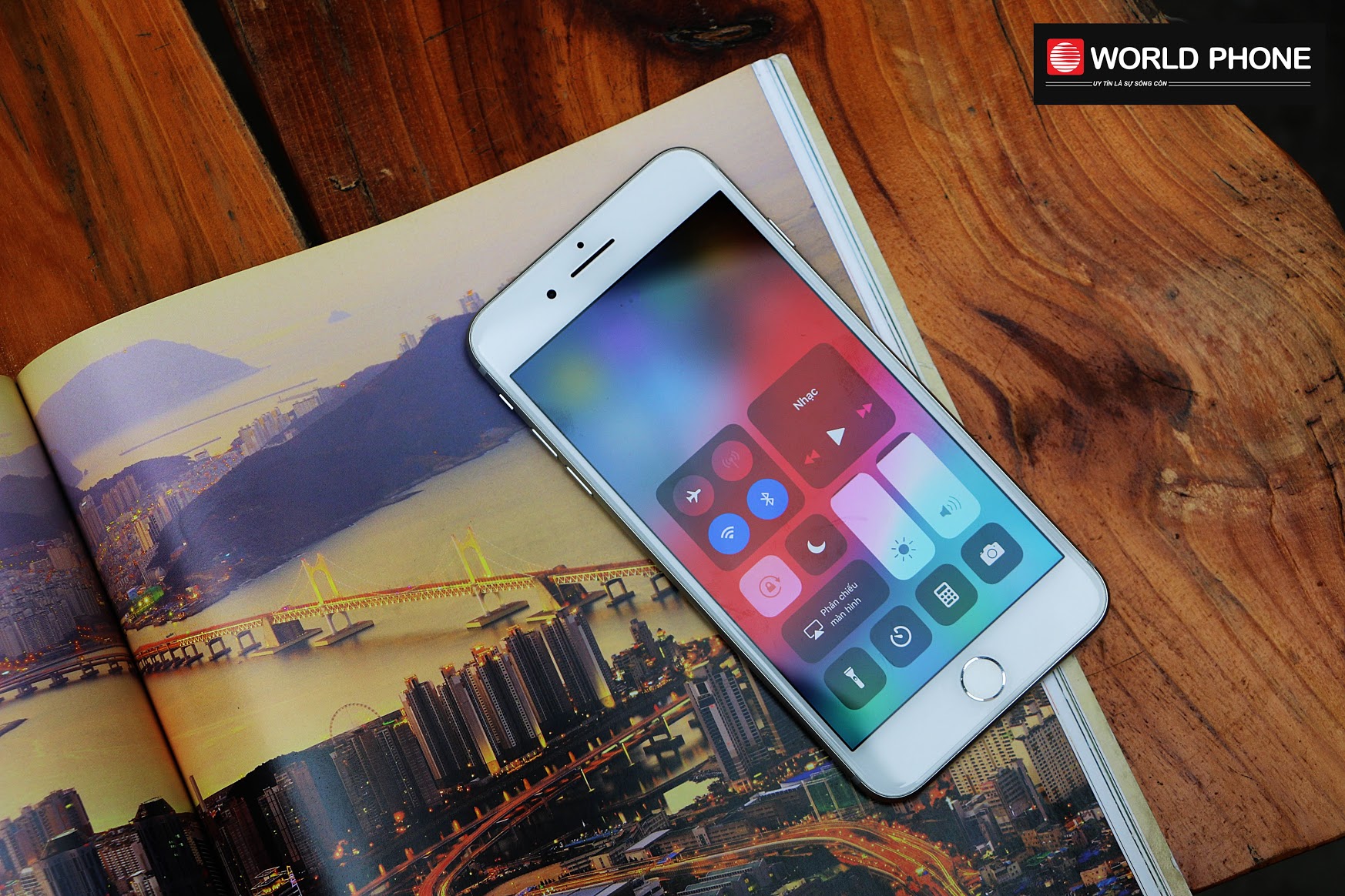 iPhone 7 vẫn là lựa chọn được nhiều thế hệ người dùng ưa chuộng với tính năng hấp dẫn