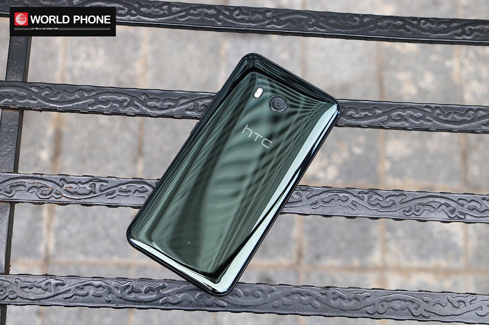 Thiết kế nguyên khối cực bóng bẩy của HTC U11