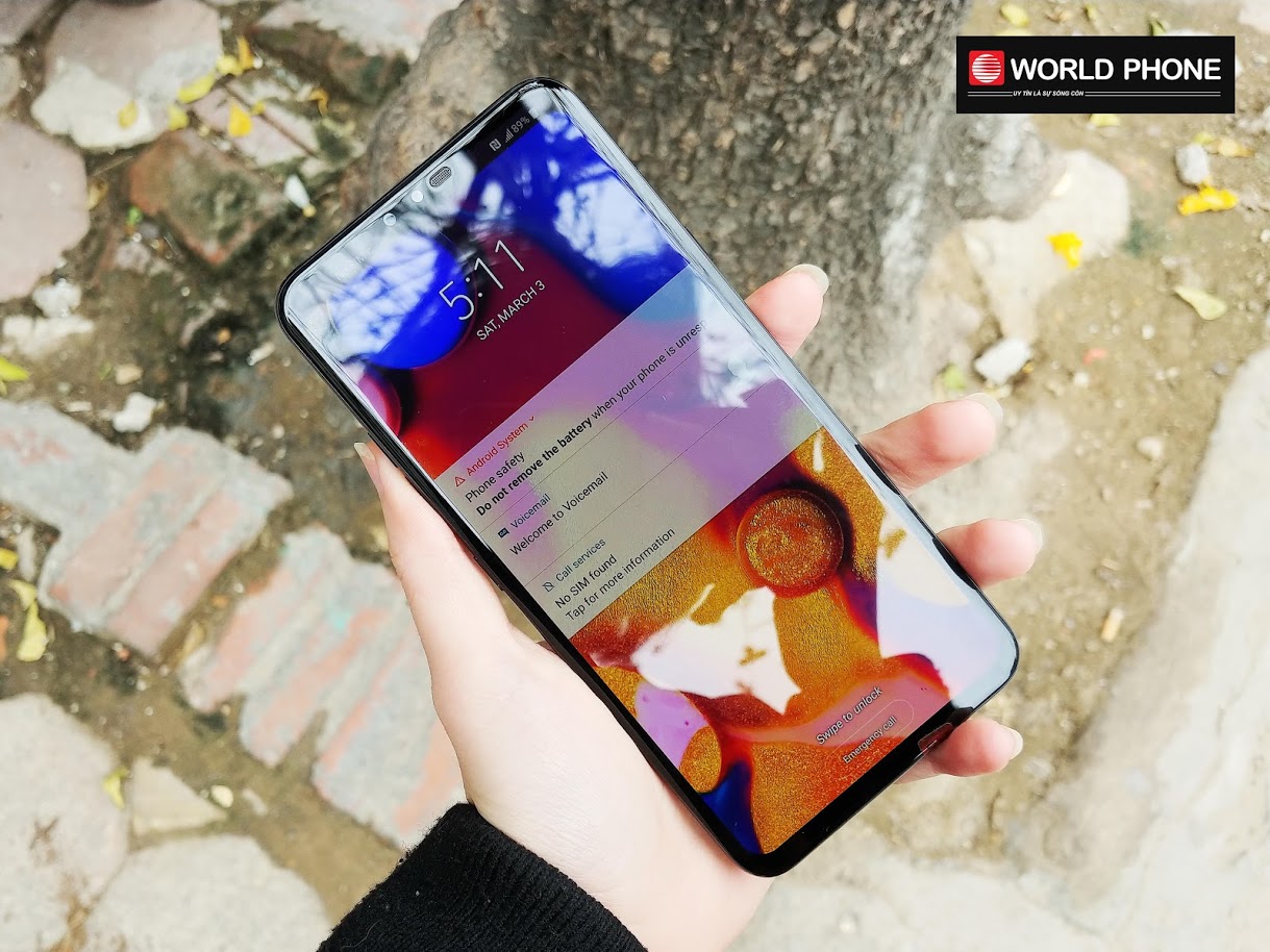 Điện thoại LG V40 ThinQ