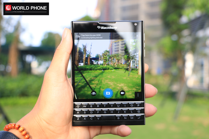 Camera Blackberry Passport với màu sắc khá tươi tắn