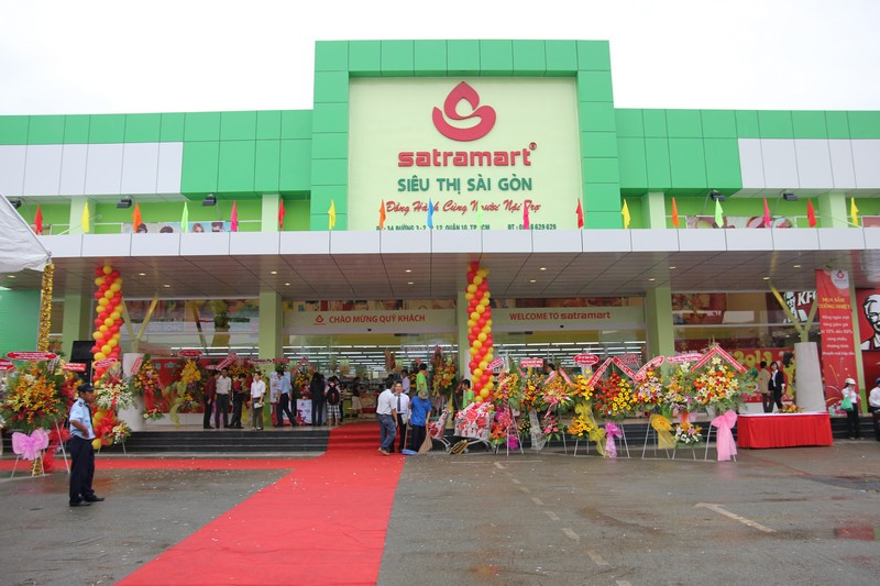 CAROLINE at SATRA MART 460 đường 3/2, P.12, Q10