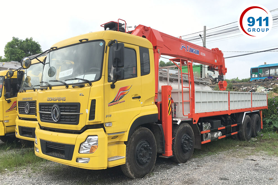 cẩu tự hành 15 Tấn Kanglim