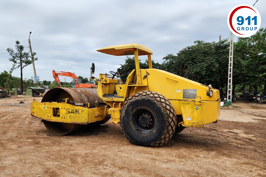 Xe Lu Bánh Thép 16 Tấn Sakai