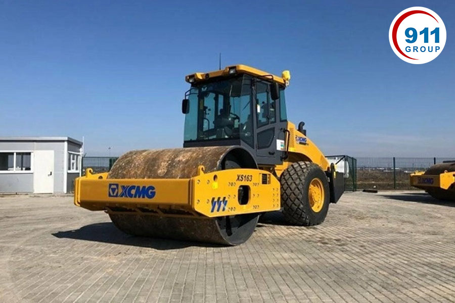 Xe lu bánh thép 16 tấn XCMG XS163