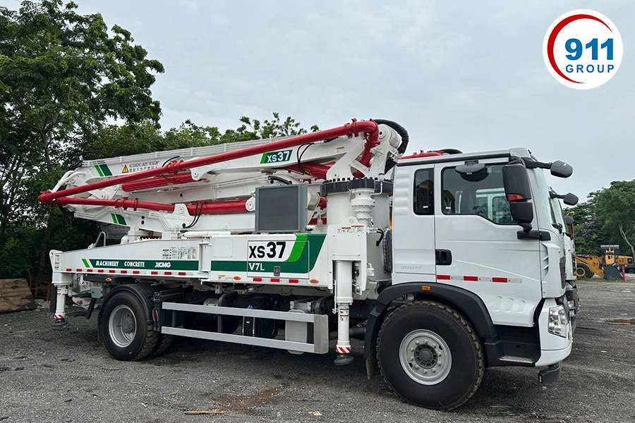 Xe bơm bê tông cần 45M XCMG Model: XS45