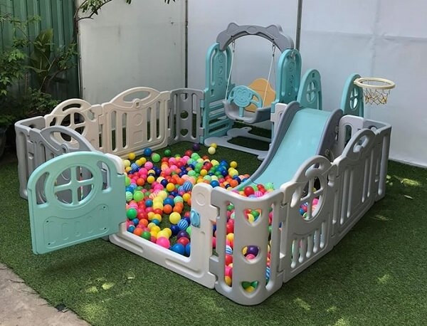Bộ cầu trượt nhà bóng, xích đu dành cho bé