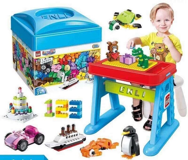 Khi lựa chọn bất kỳ món đồ nào cho con cần nên tôn trọng sở thích của trẻ 
