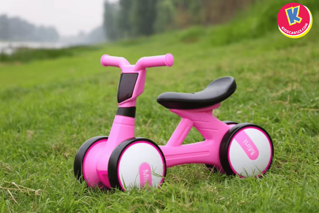 Xe chòi cho bé 1 tuổi siêu nhẹ, dễ dàng điều khiển