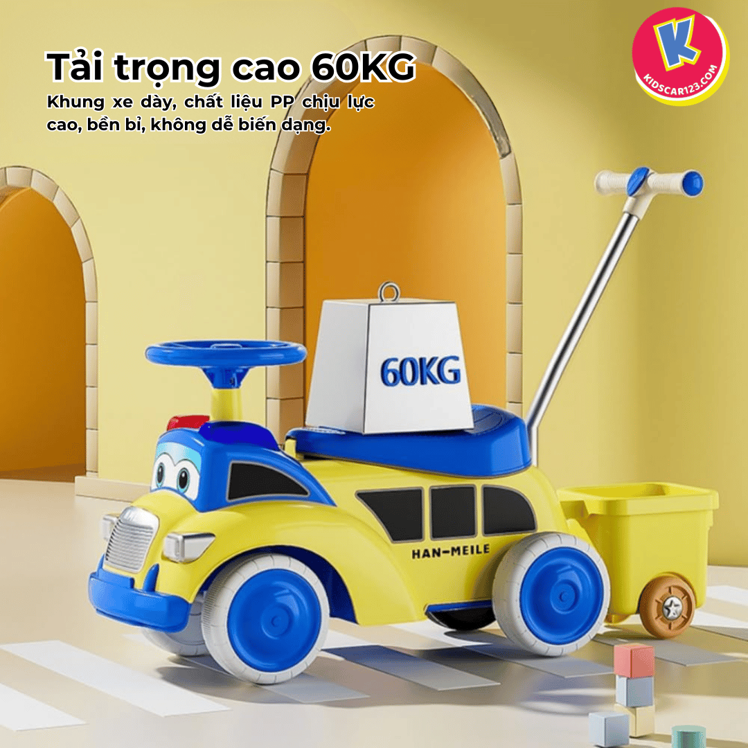 Xe chòi chân cho bé 618 có tải trọng 60kg người lớn ngồi được