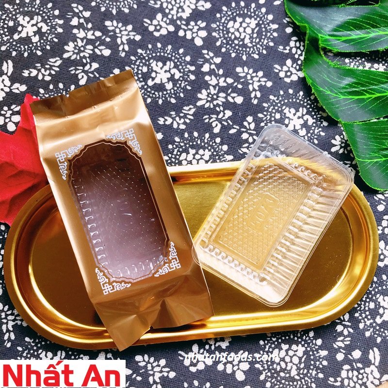 Túi bánh dứa màu Nâu- có khung trong thấy bánh