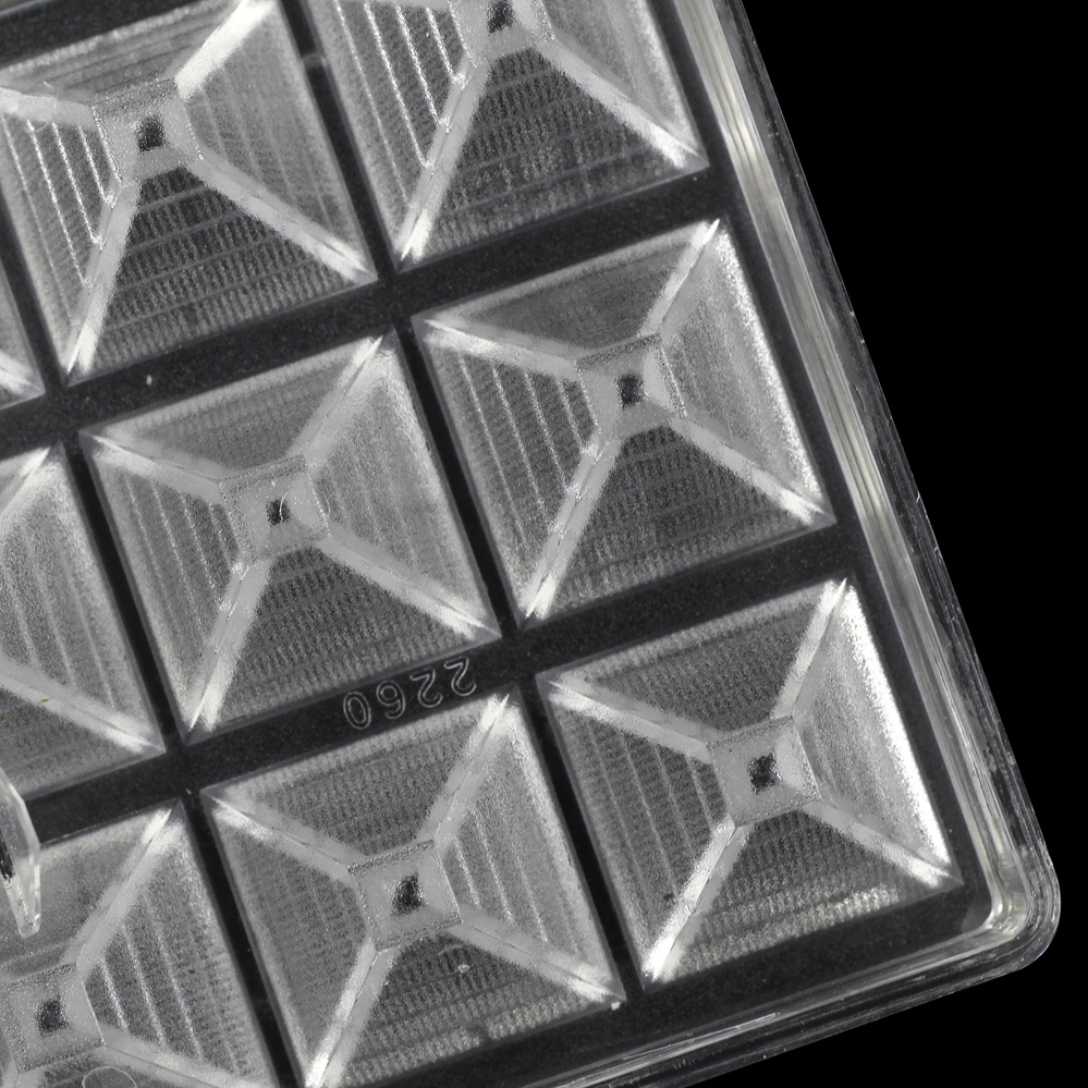 2260 - Khuôn socola bonbon hình kim tự tháp