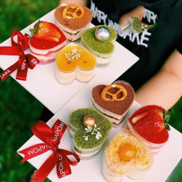 Ly nhựa mica tim WH-55