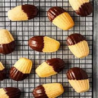 Khuôn 12 vỏ sò chống dính cho bánh Madeleine