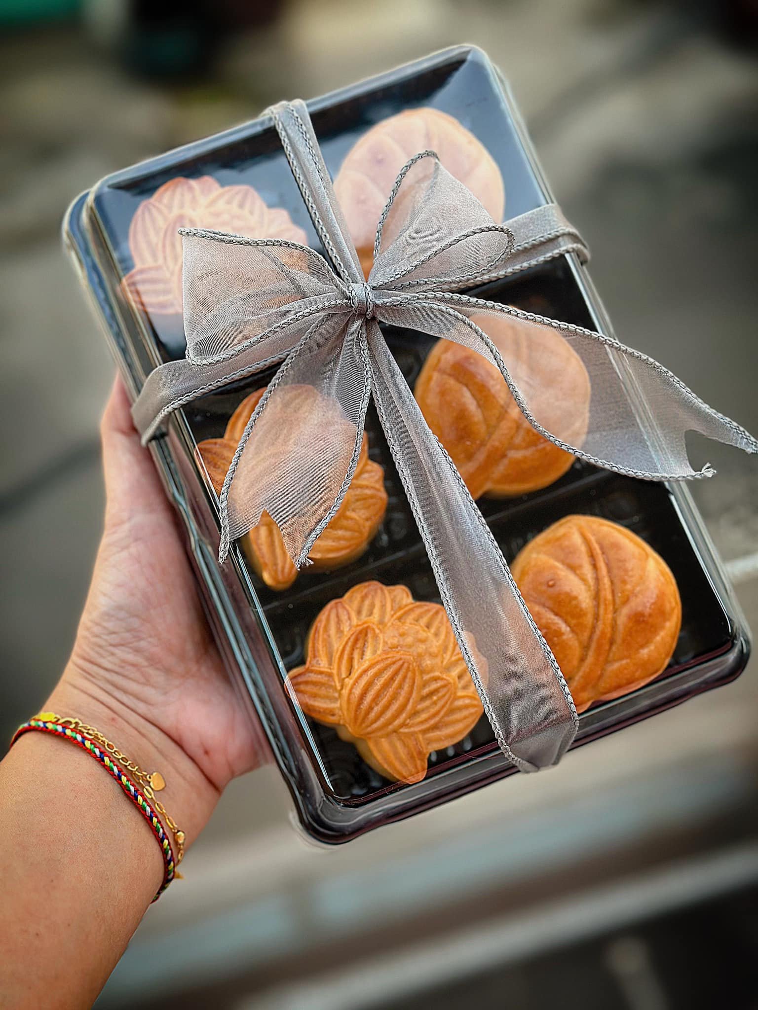 Hộp nhựa đế đen 6 ngăn (Có 4 mẫu)