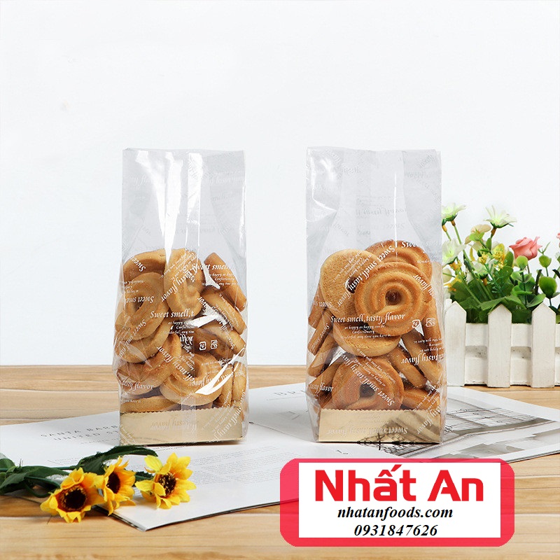 Túi chữ đựng bánh kẹo kèm đế giấy vàng (50 túi)