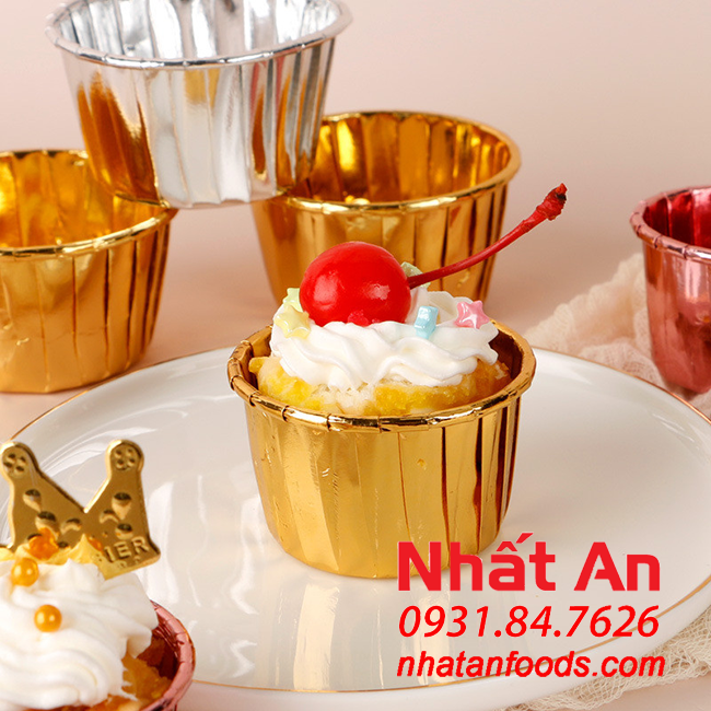 Chén giấy / cup giấy xếp li size nhỏ 50 cái, có 3 màu