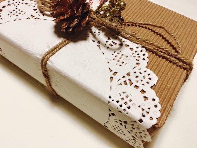 Giấy lót ren hoa văn tròn (Có 7 size) - 100 tờ/xấp