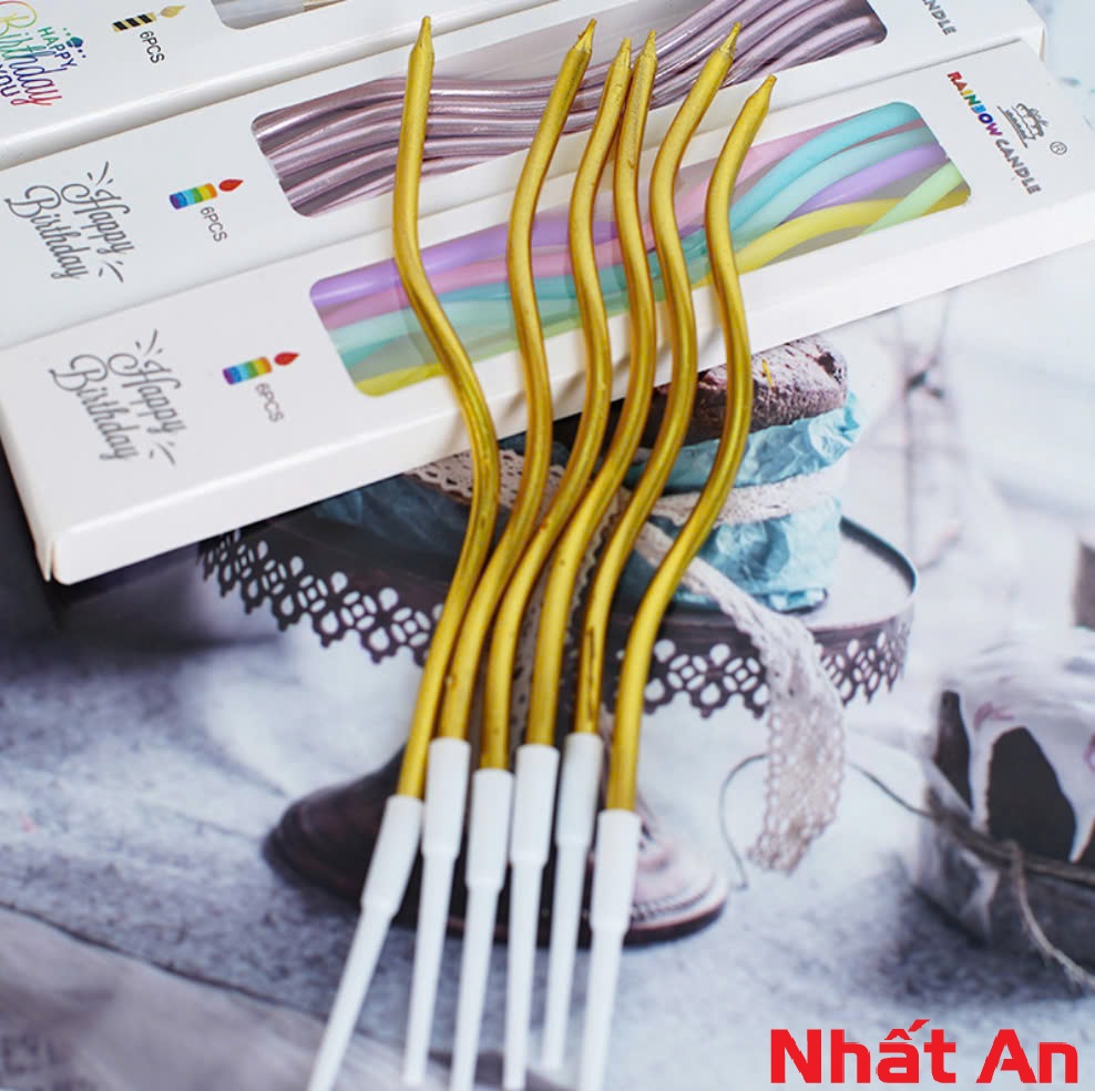 Nến xoắn dài nhũ vàng 15.5cm