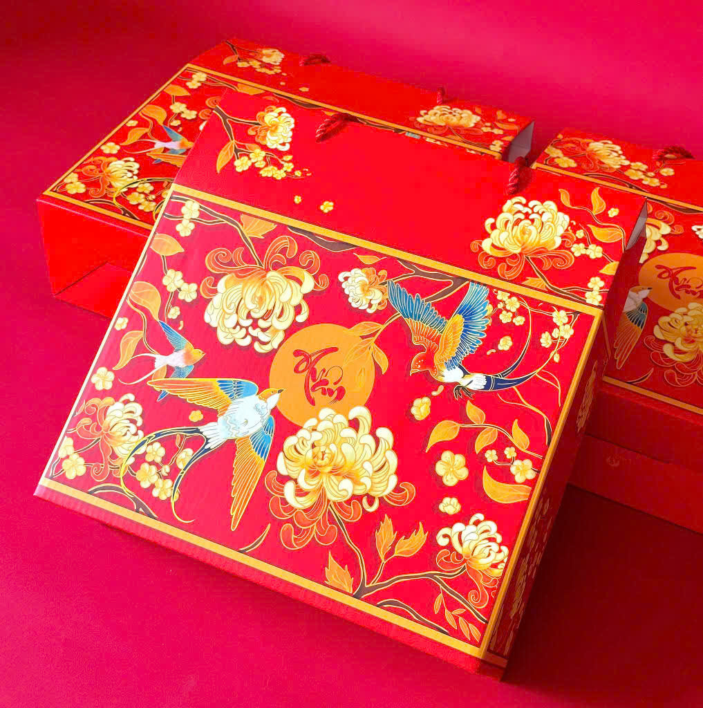 Hộp Tết Carton Bồi Không Túi Én Xuân