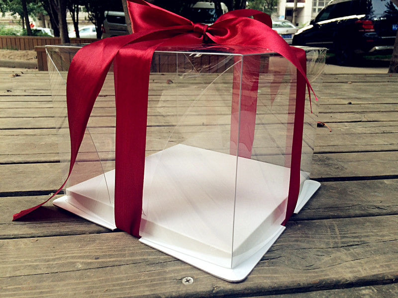 Hộp bánh kem mica 2 chi tiết (không kèm ruy băng)